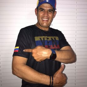 Venezuela Flag Men T-Shirt photo review
